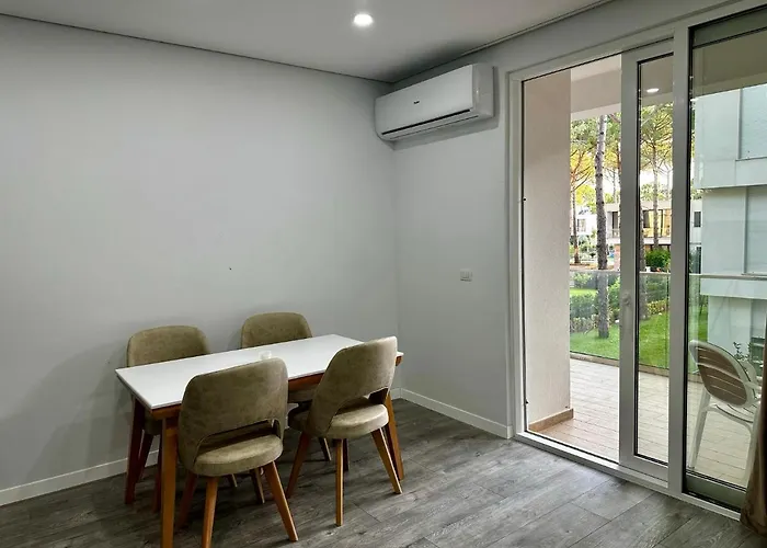 San Pietro Lalez Apartment *